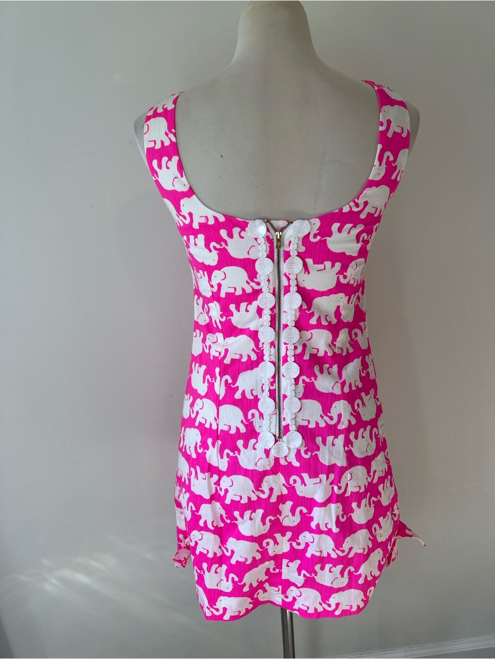 Lilly Pulitzer Pink Elephant Print Shift Dress Size 2 sleeveless mini bright - Picture 3 of 9
